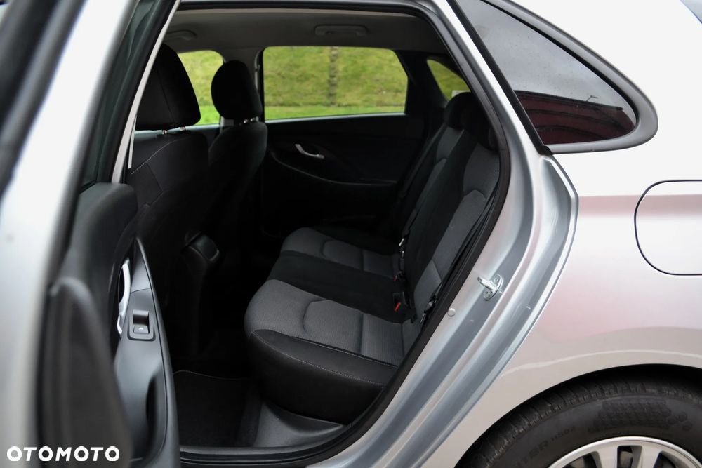 Hyundai i30 1.0 T-GDI Classic + - 7