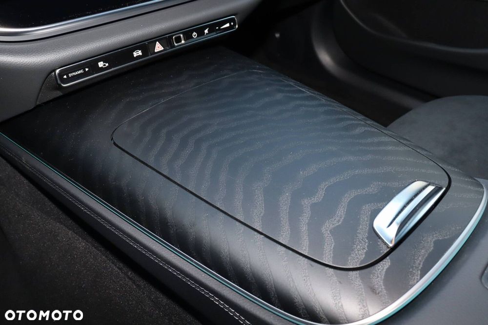 Mercedes-Benz Klasa E - 13