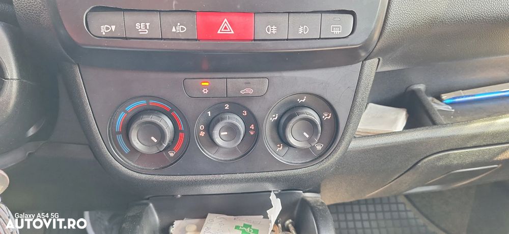Opel Combo - 11