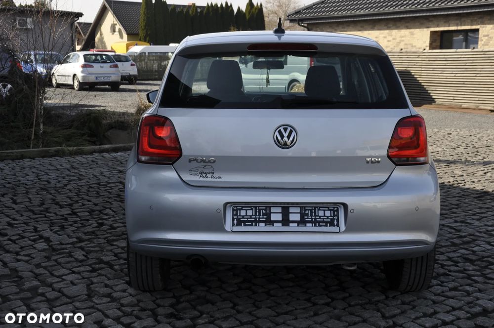 Volkswagen Polo 1.6 TDI DSG MATCH - 9