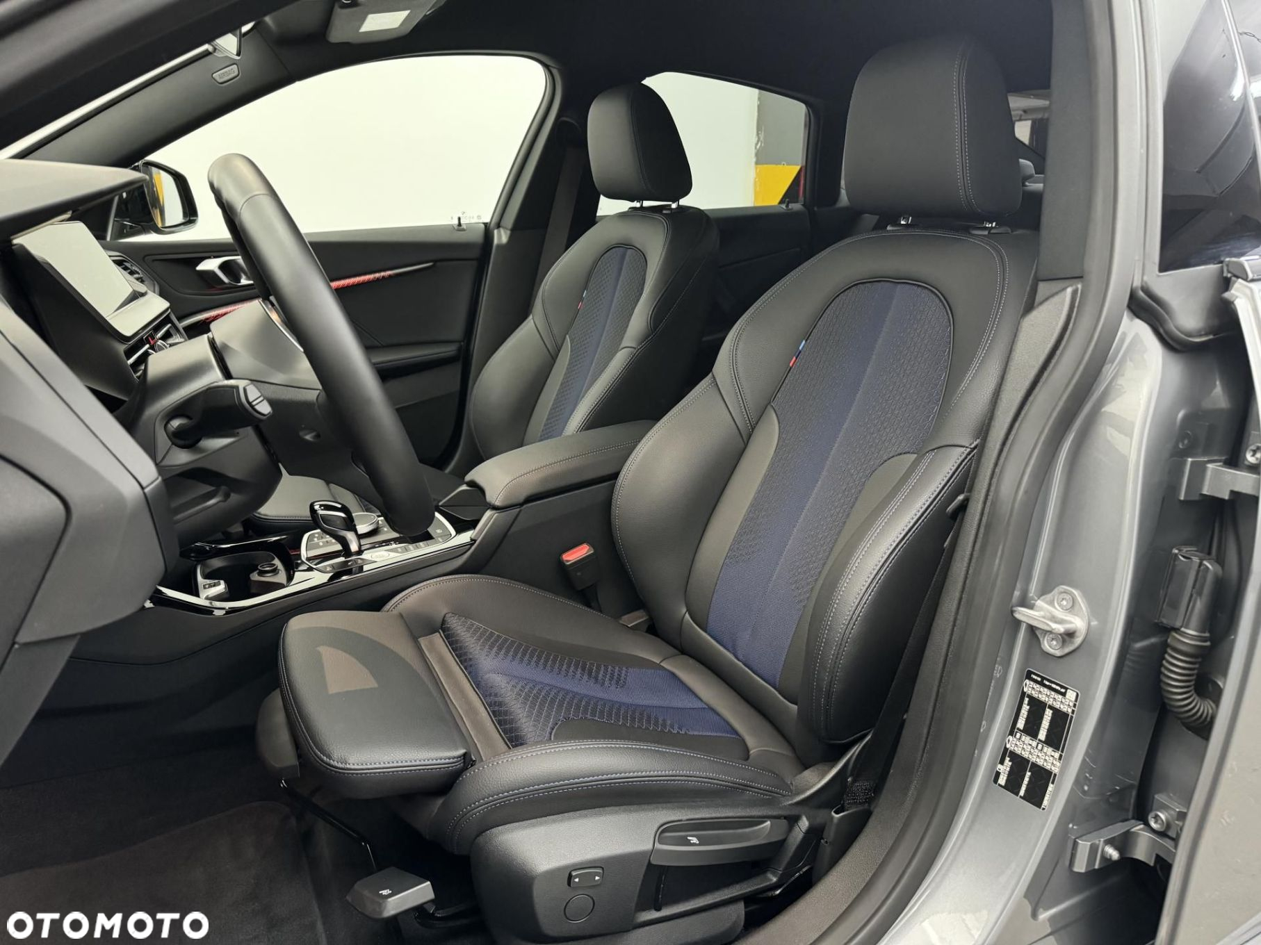 BMW Seria 2 - 13