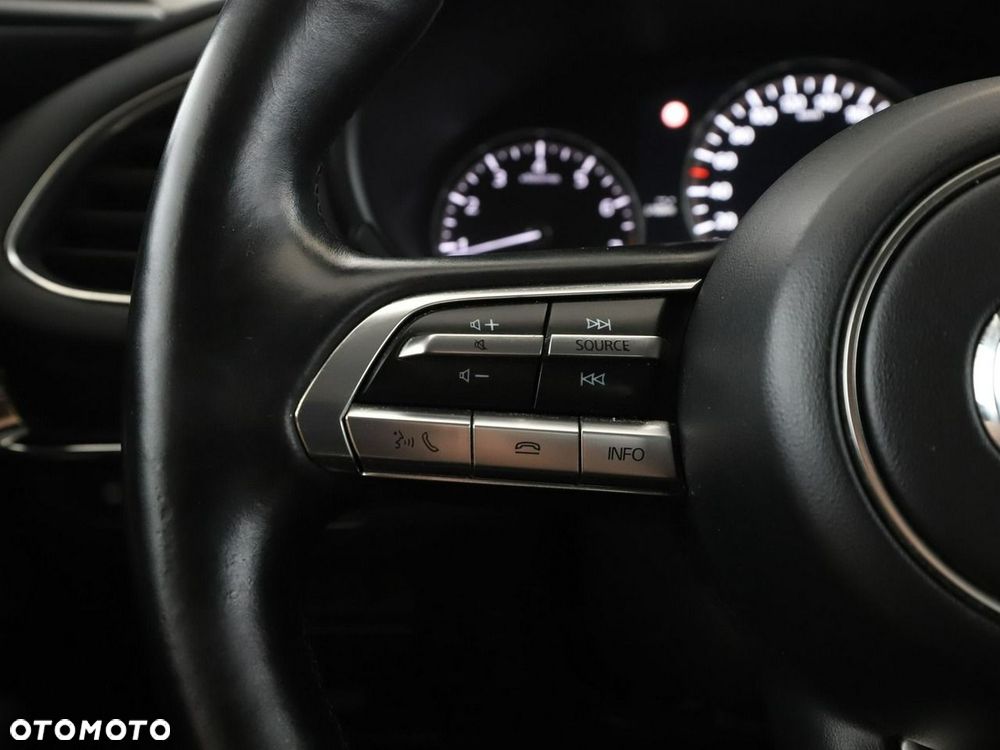 Mazda 3 SKYACTIV-X 2.0 M-Hybrid SELECTION - 33