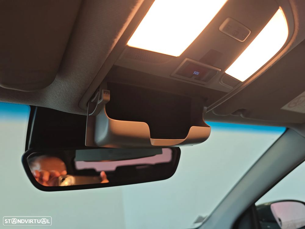 Hyundai Kauai 48.4 kWh Premium - 26