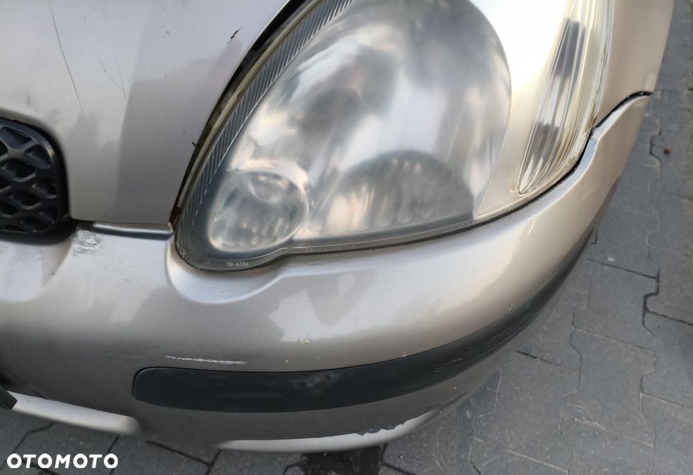 Toyota Yaris 1.0 Base - 17