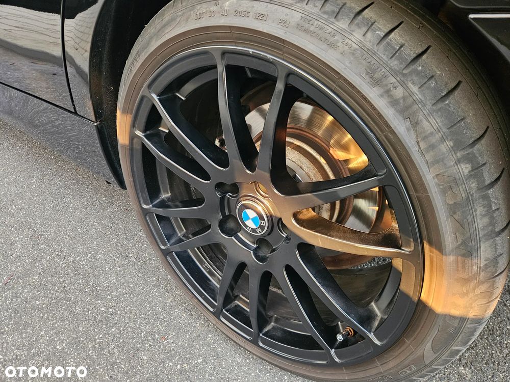 BMW Seria 3 318i - 32