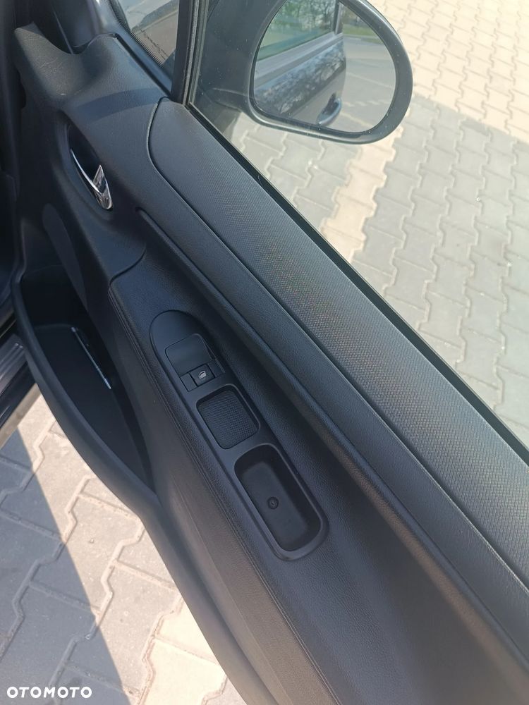 Peugeot 207 1.6 HDi Trendy Euro5 - 17