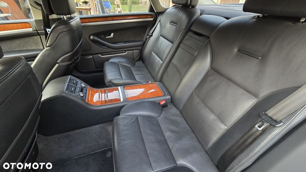 Audi A8 - 14