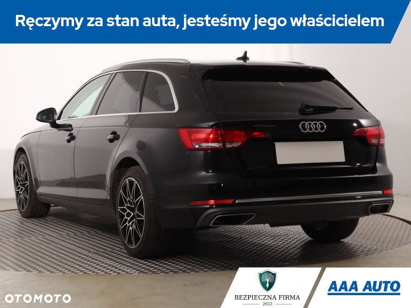 Audi A4 Avant - 6