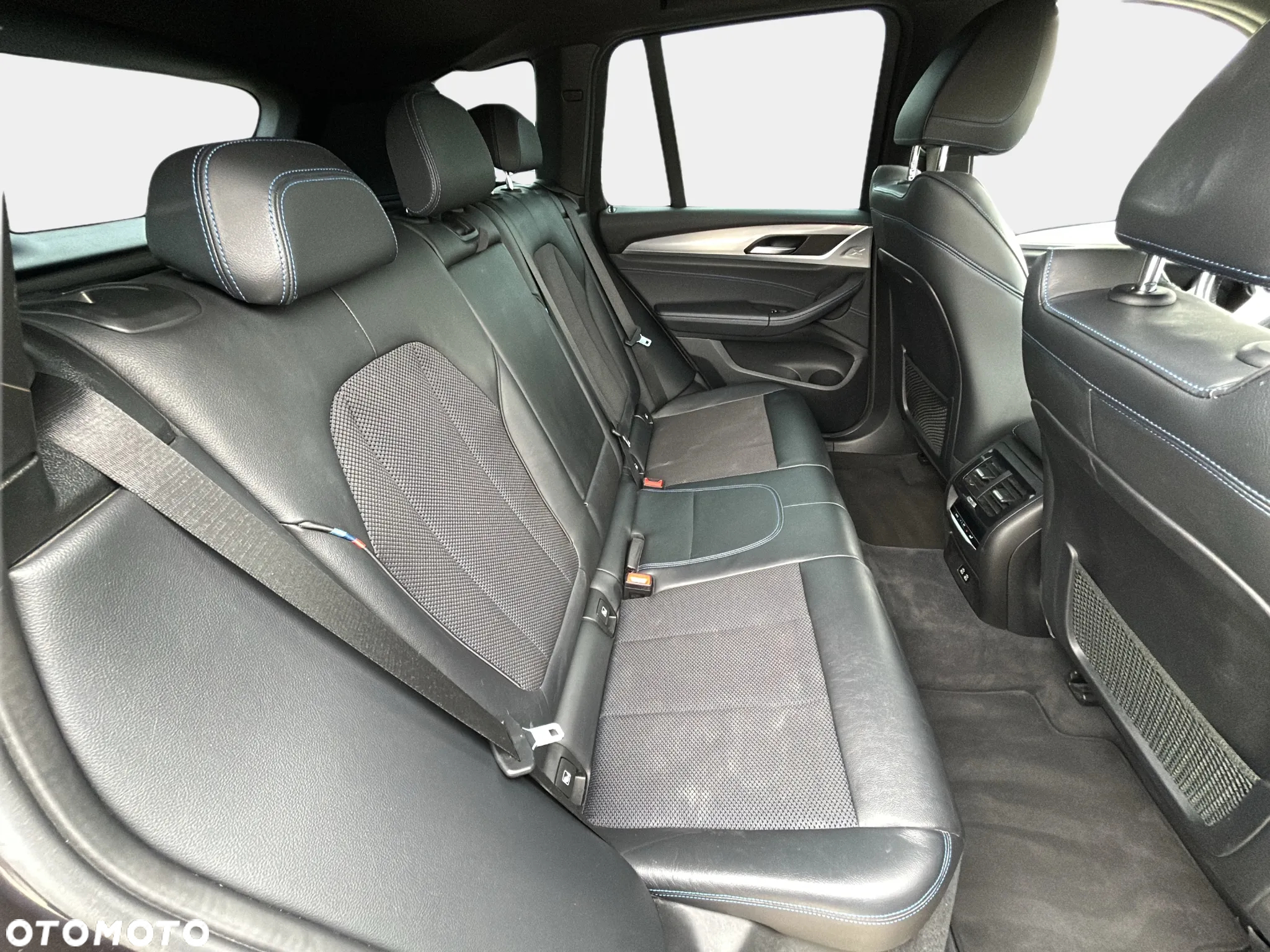 BMW X3 xDrive20d - 12