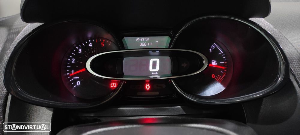 Renault Clio 1.5 dCi Dynamique S - 37