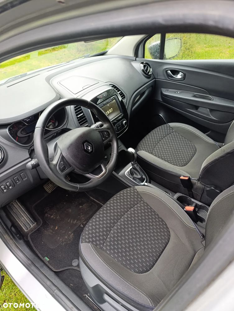 Renault Captur - 12