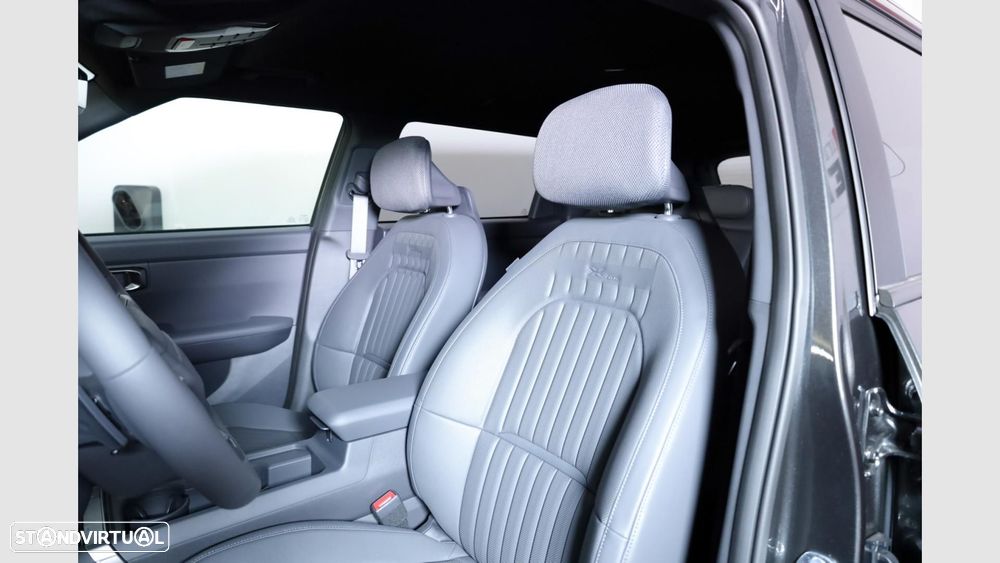 Kia Seltos 1.6 T-GDI X-Line 7DCT - 9
