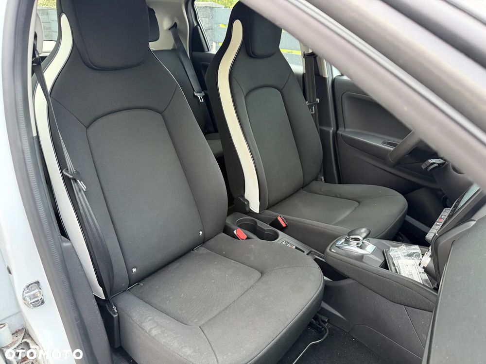 Renault Zoe - 10