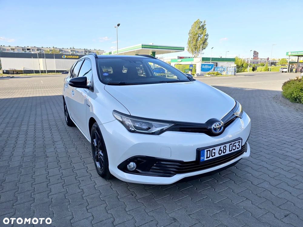 Toyota Auris Hybrid 135 Prestige - 3