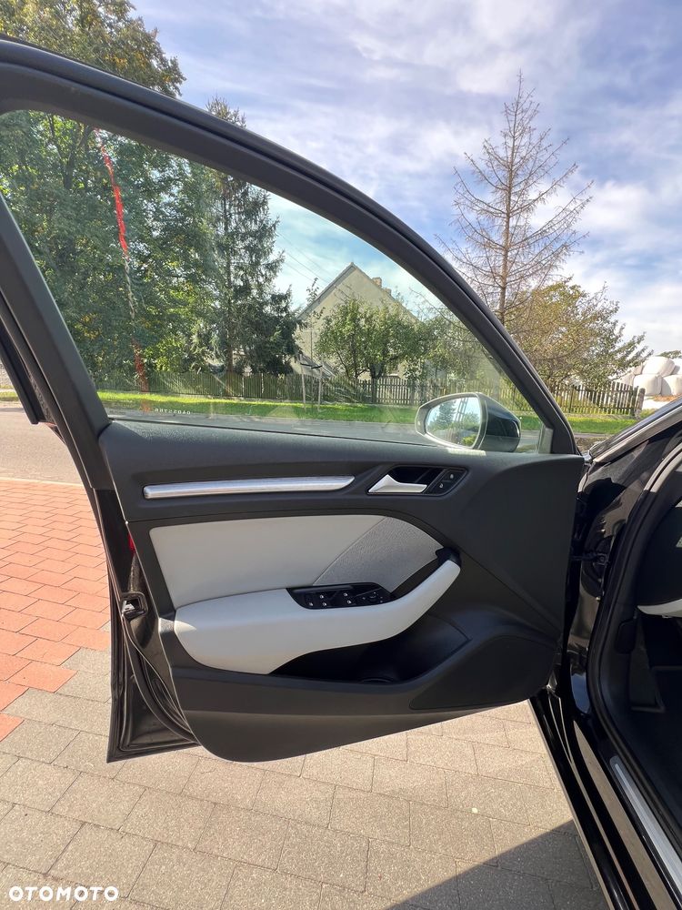 Audi A3 Sportback - 11