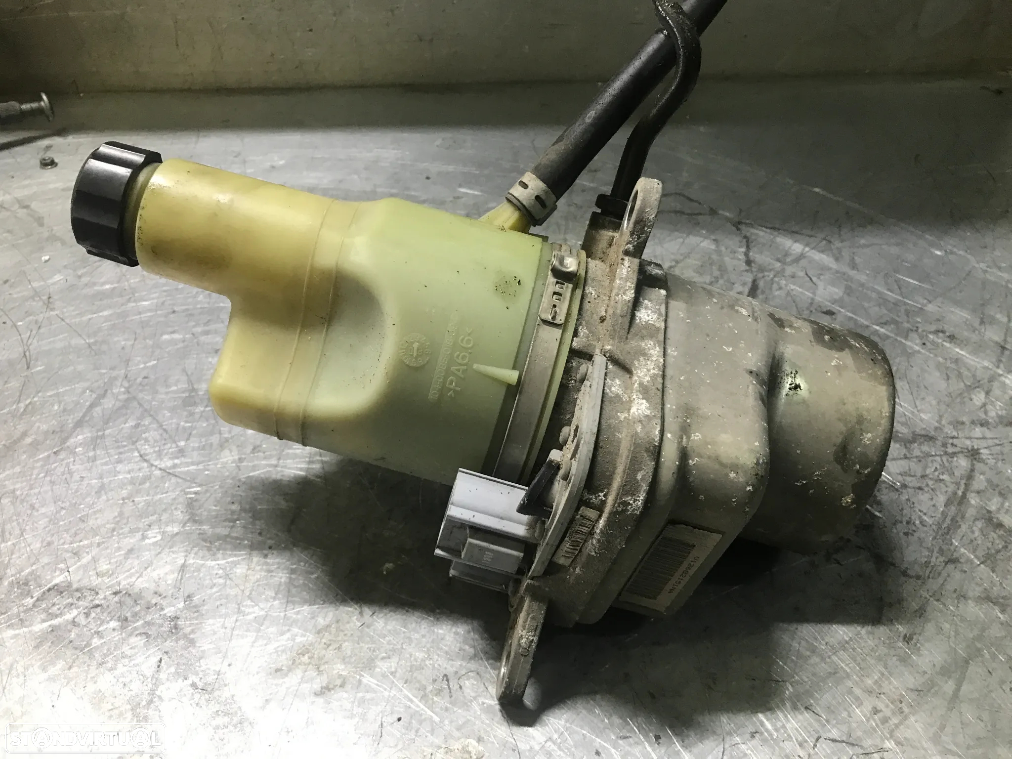 BOMBA DE DIRECÇÃO / DIREÇÃO ASSISTIDA VOLVO C30 V50 S40 5N513K514CA 31202520 - 2