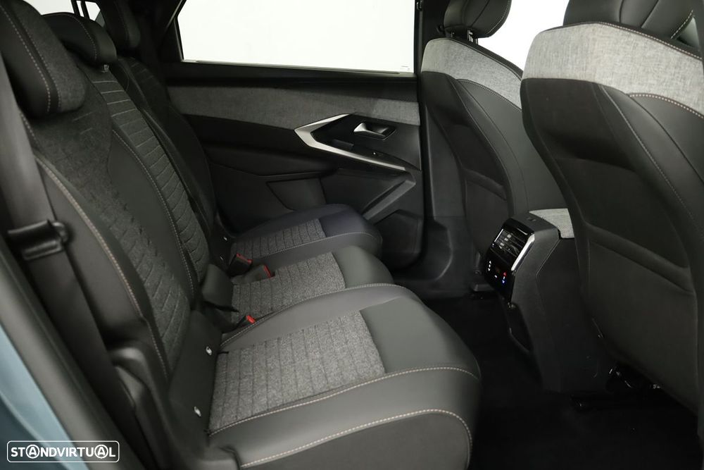 Peugeot 5008 1.2 Hybrid Allure e-DCS6 - 20