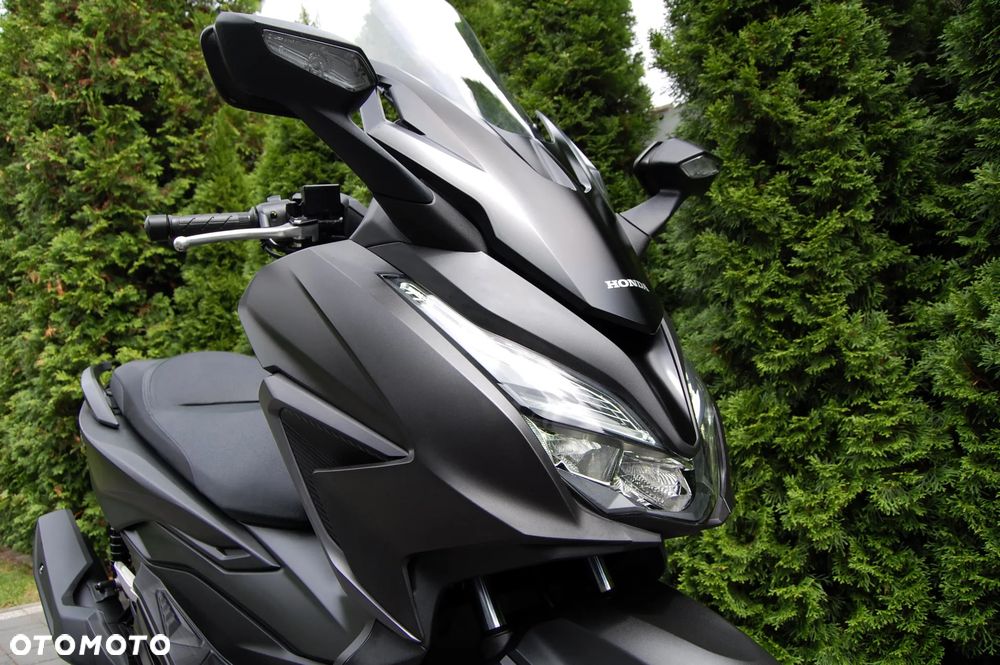 Honda NSS - 8
