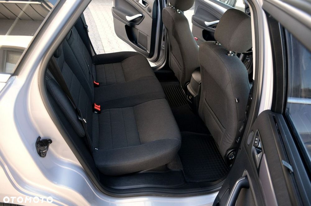 Ford Mondeo - 20
