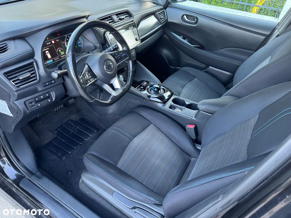 Nissan Leaf 40kWh Tekna - 9