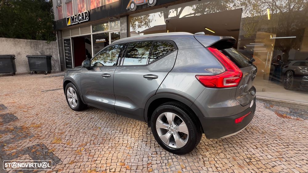 Volvo XC 40 2.0 D3 Momentum Plus Geartronic - 3