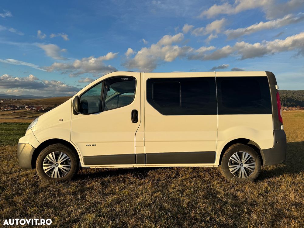 Renault Trafic Passenger 2.0 dCi L1H1 Authentique - 6