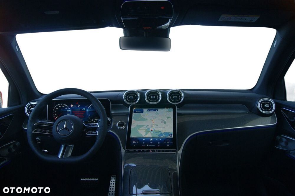 Mercedes-Benz GLC - 9