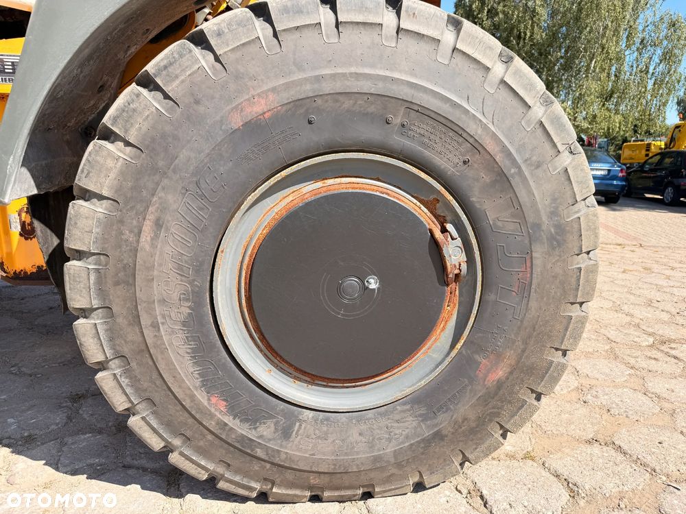 Liebherr L556 Xp Xpower, Opony Bridgestone 90%, szufla wysokiego wysypu załadunku - 9