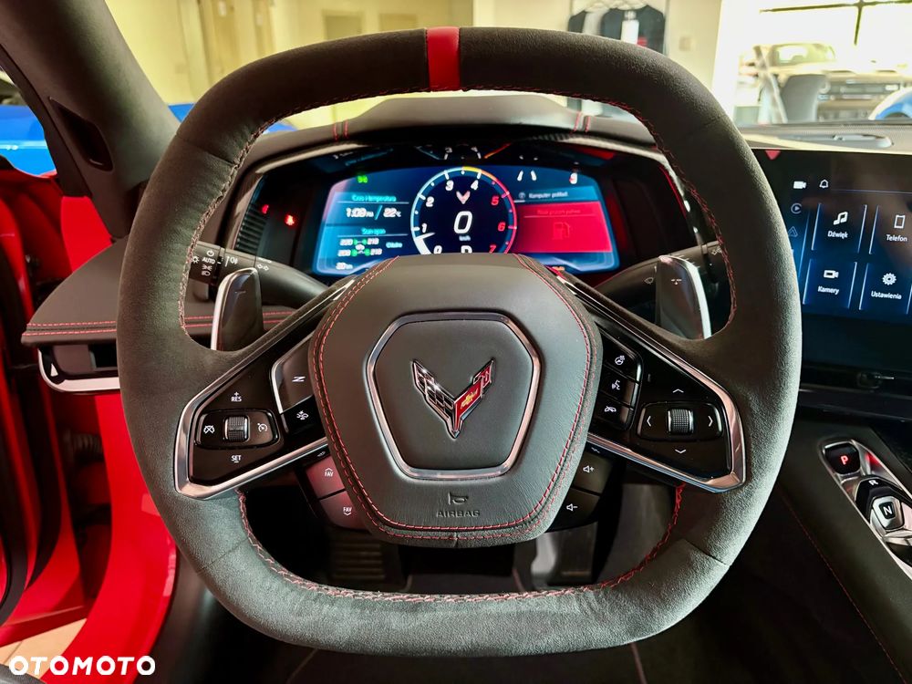 Chevrolet Corvette - 9