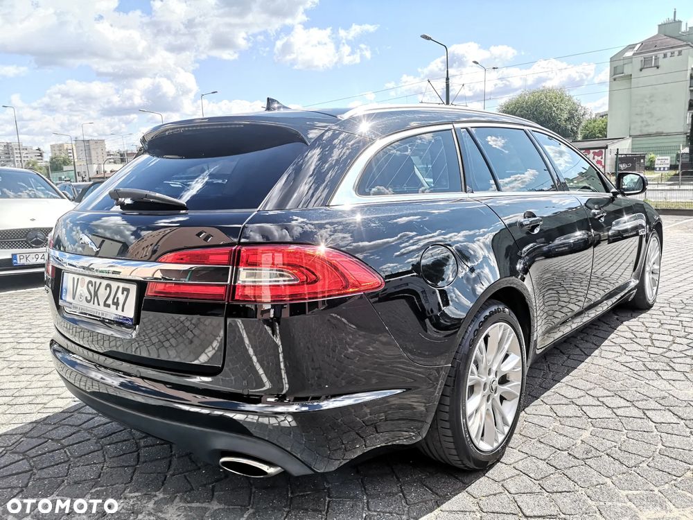 Jaguar XF 2.2 D Premium Luxury - 2