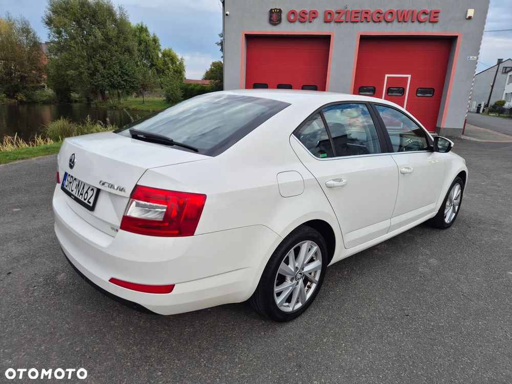 Skoda Octavia 2013 photo 3