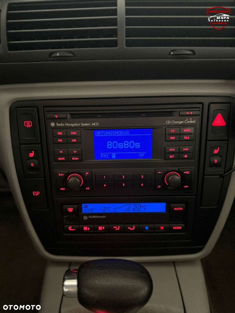 Volkswagen Passat - 27