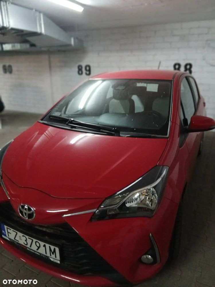 Toyota Yaris 1.5 Premium CVT - 4