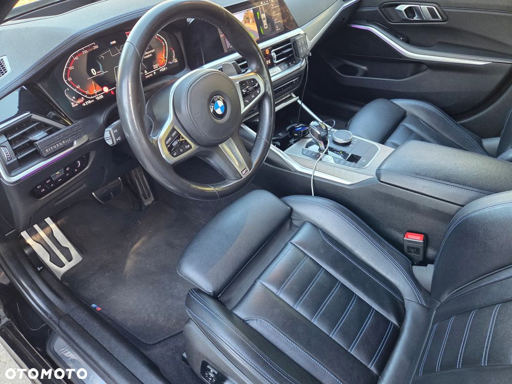 BMW Seria 3 320d M Sport - 15