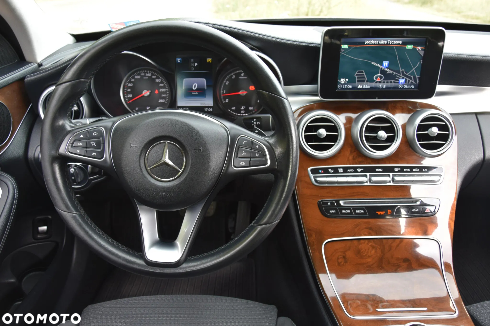 Mercedes-Benz Klasa C 200 9G-TRONIC - 14