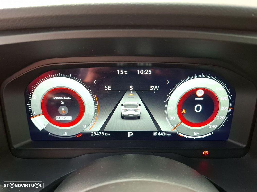 Nissan Qashqai 1.3 DIG-T N-Connecta LED+TT+SKY Xtronic - 17