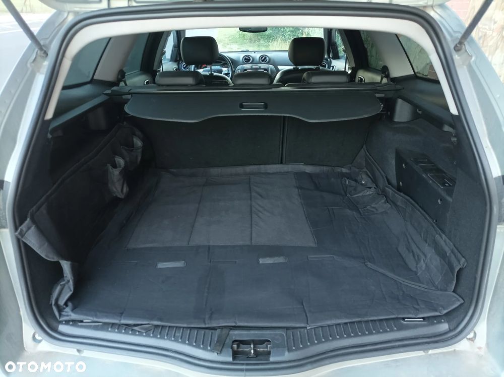 Ford Mondeo 2.0 TDCi Titanium - 23