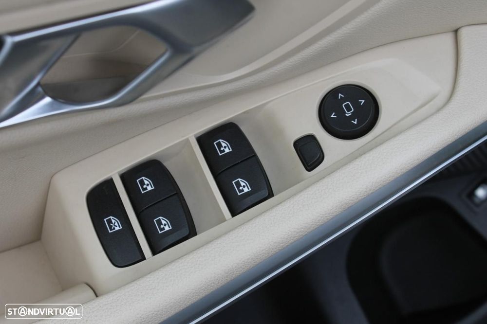 BMW 320 e Line Sport Auto - 43