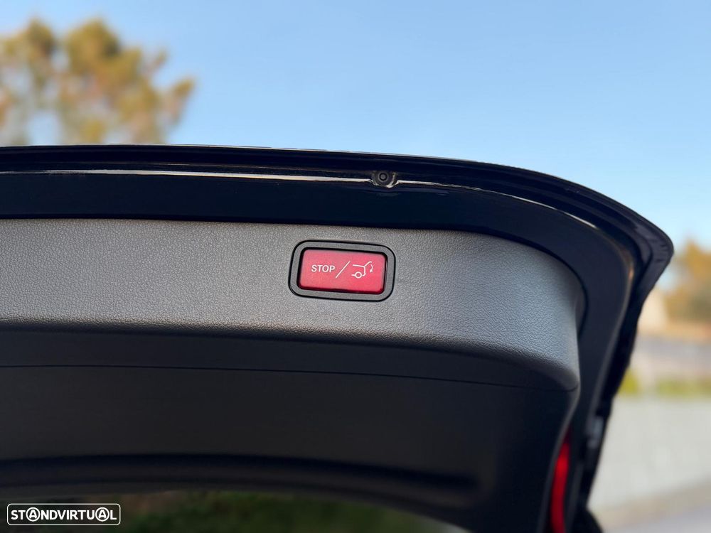 Mercedes-Benz C 300 e T 9G-TRONIC Avantgarde - 10