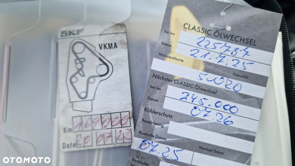 Ford Kuga 1.6 EcoBoost 2x4 Titanium - 36