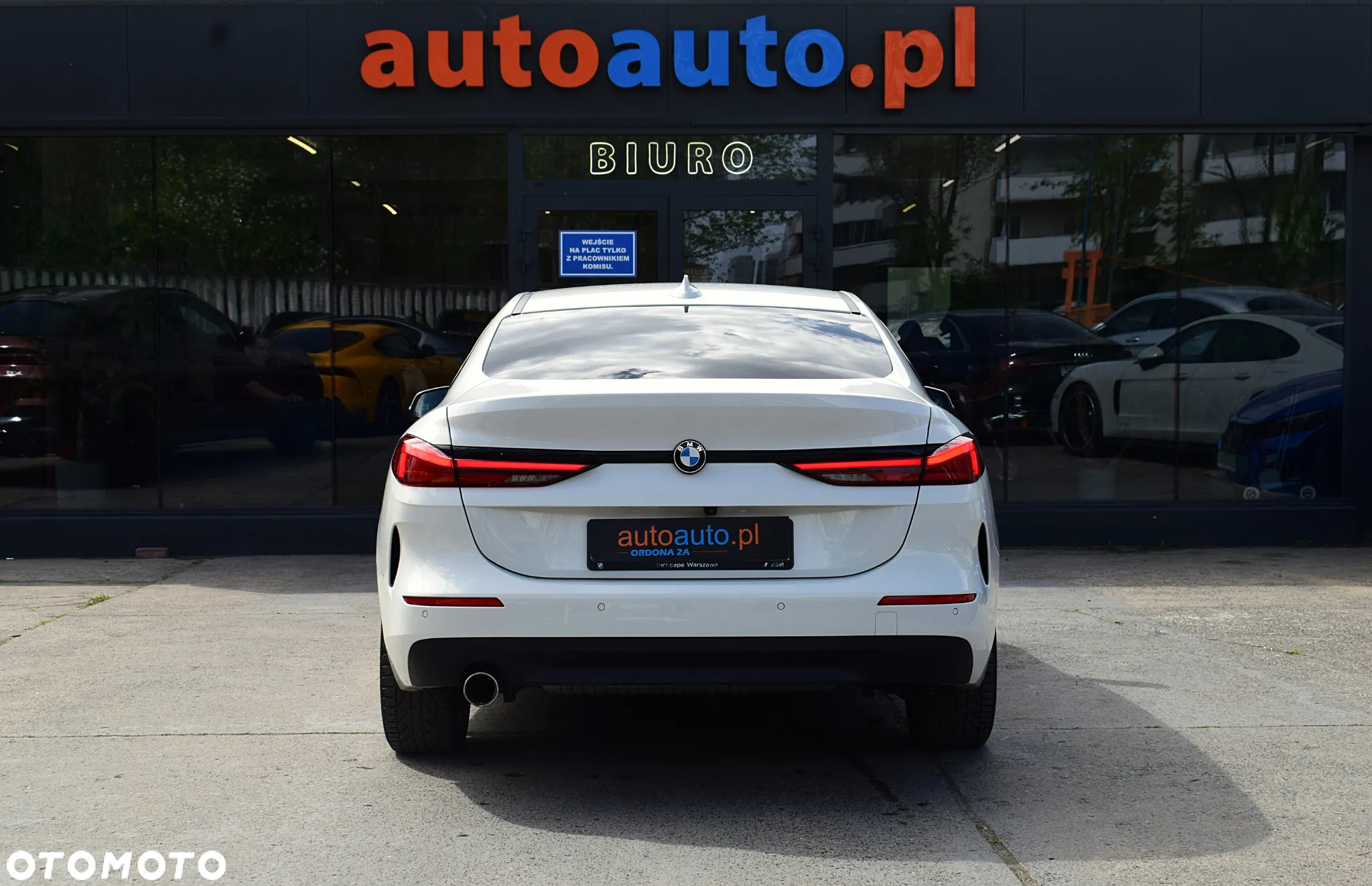 BMW Seria 2 218i Advantage - 26