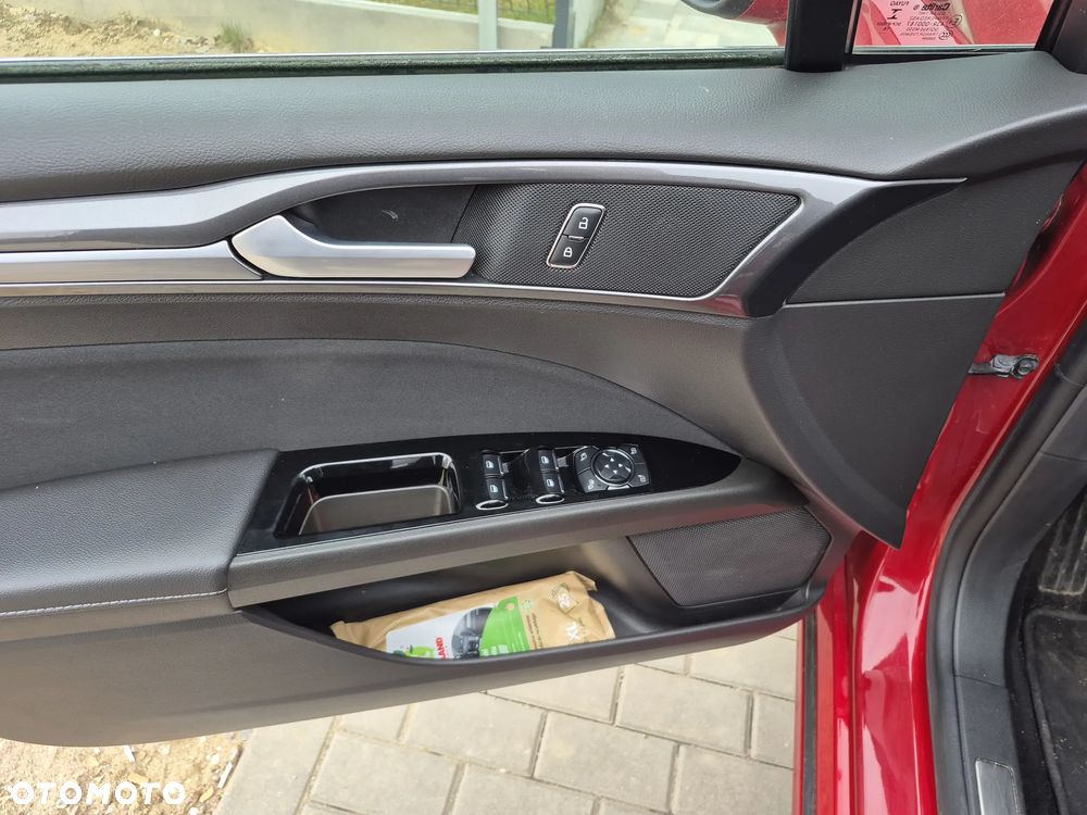 Ford Mondeo 2.0 TDCi Ambiente PowerShift - 10