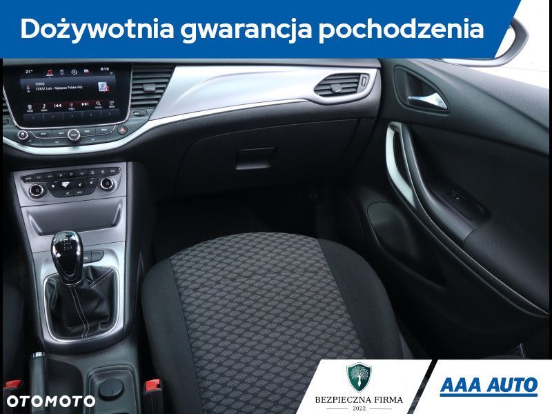 Opel Astra - 9