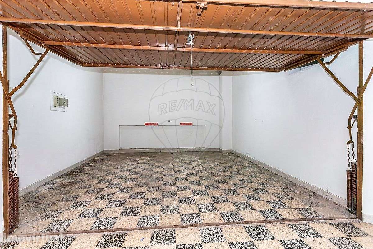 Garagem  para venda - Grande imagem: 2/8