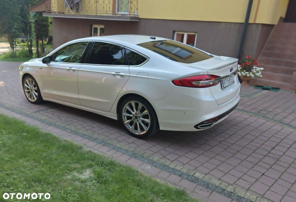 Ford Fusion - 3