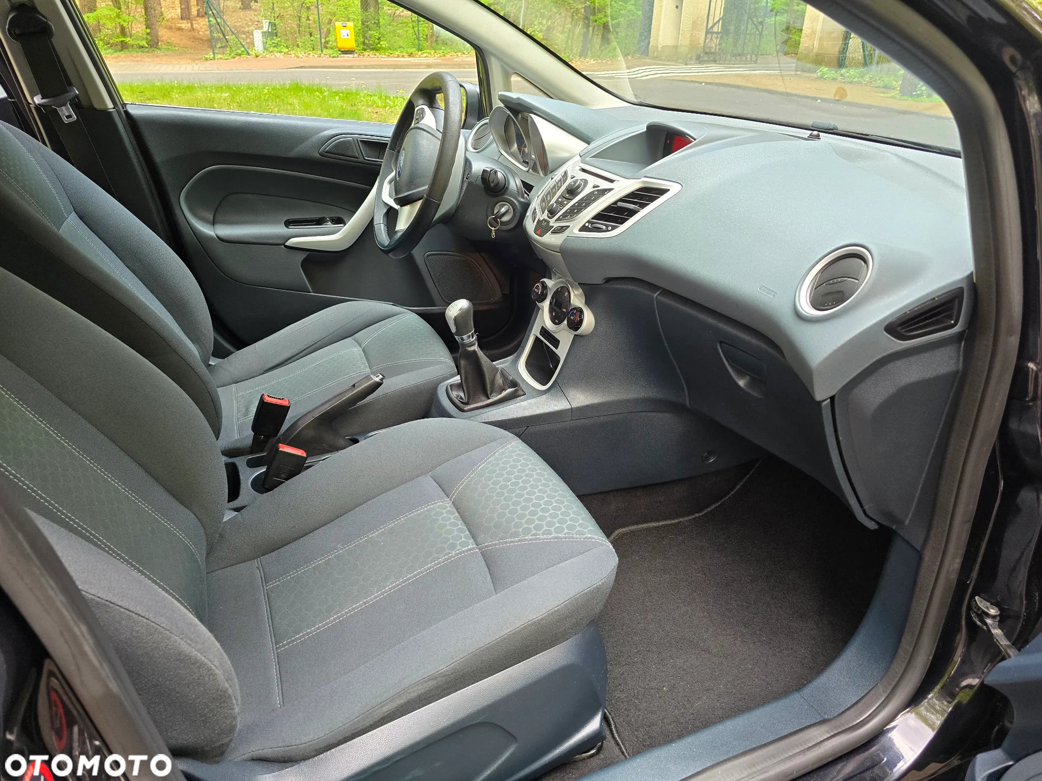 Ford Fiesta 1.6 Titanium - 22