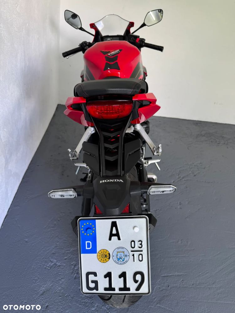 Honda CBR - 25