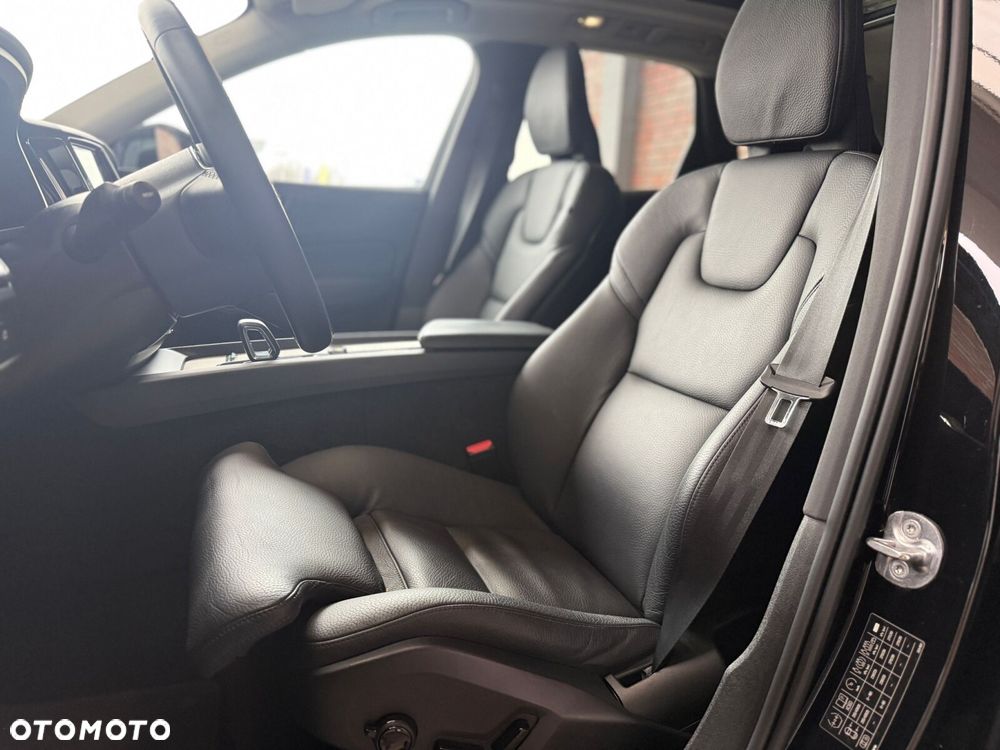 Volvo XC 60 B5 B AWD Plus Bright - 10