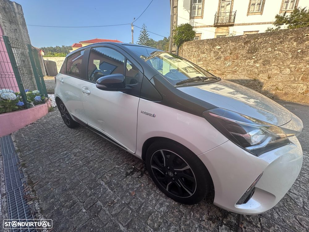 Toyota Yaris 1.5 HSD Square Collec.White - 4