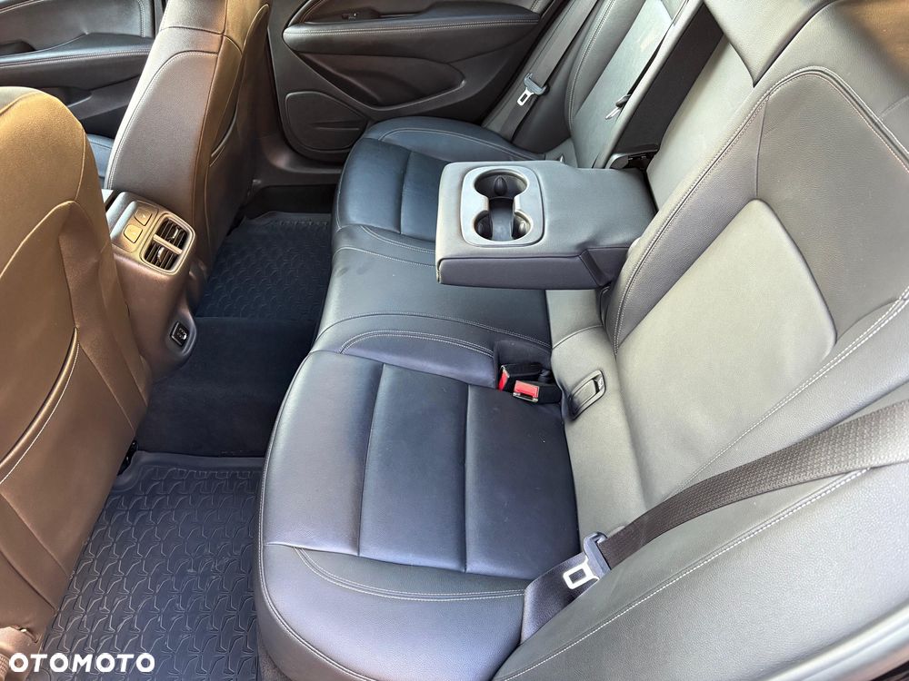 Opel Insignia 1.6 ECOTEC Business Innovation - 10